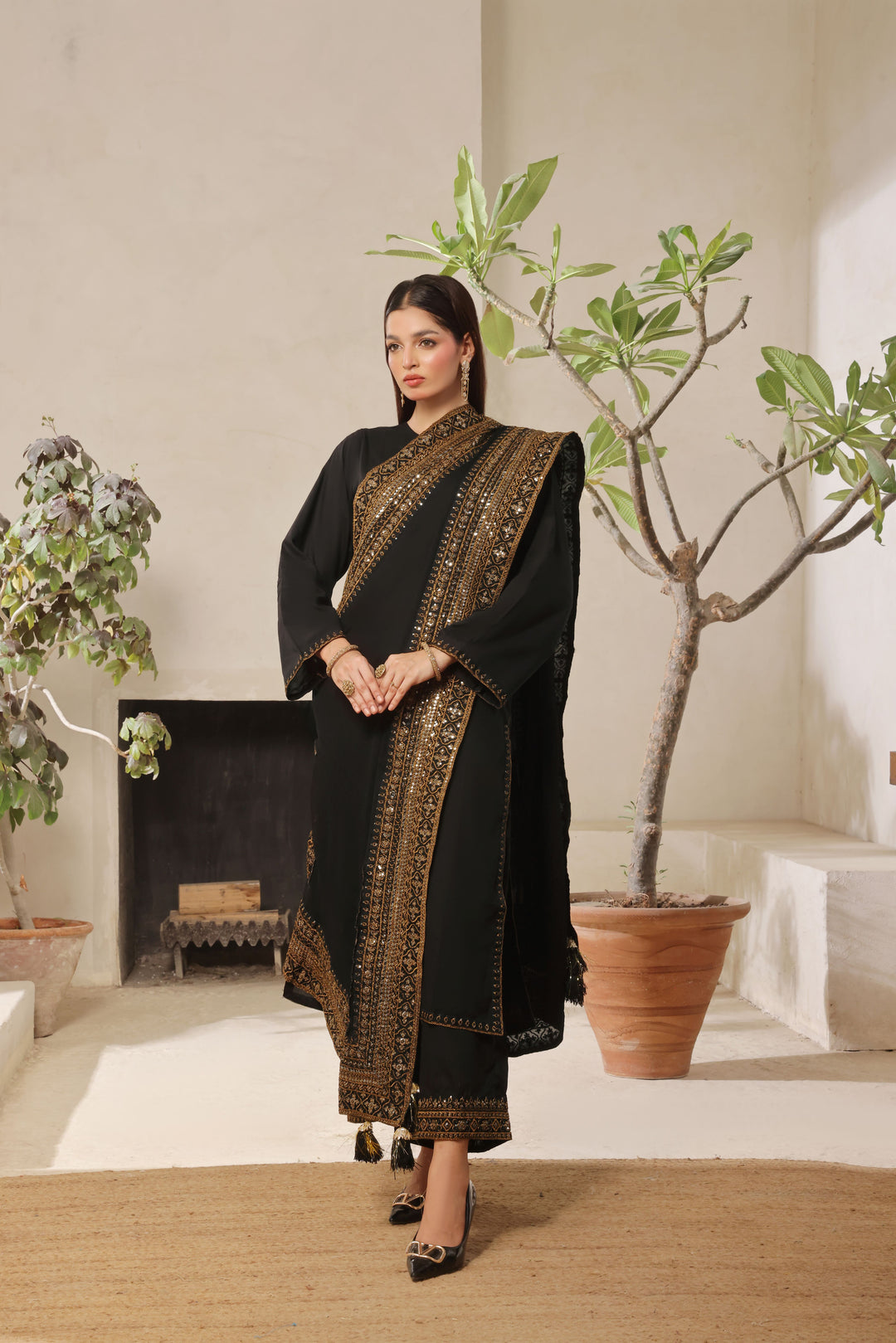 Black Musk | Full Sleeve 3-Piece Stitched Suit
