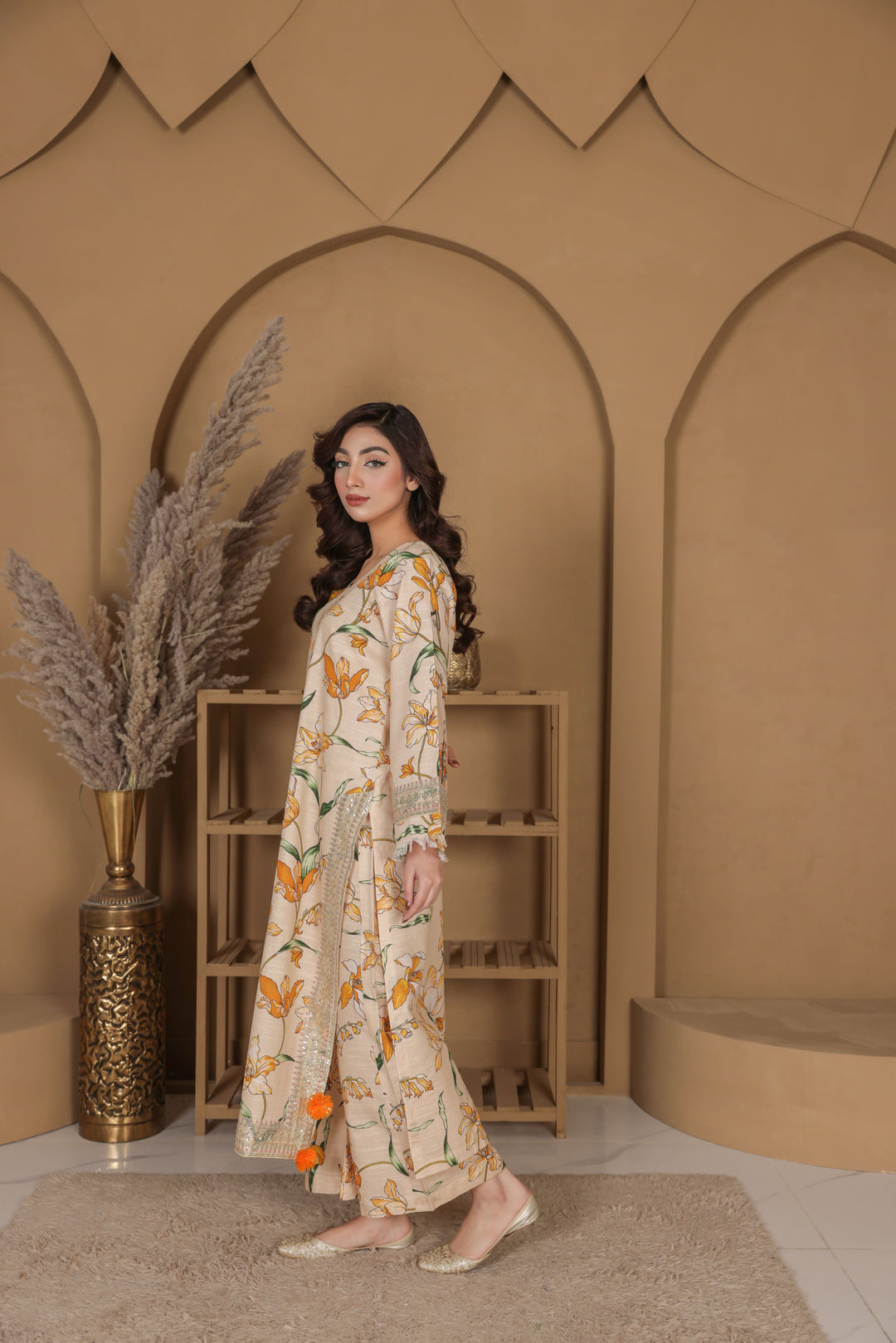 Ivory Flora | 2-Piece Stitched Suit Rang Leher 4 # 12