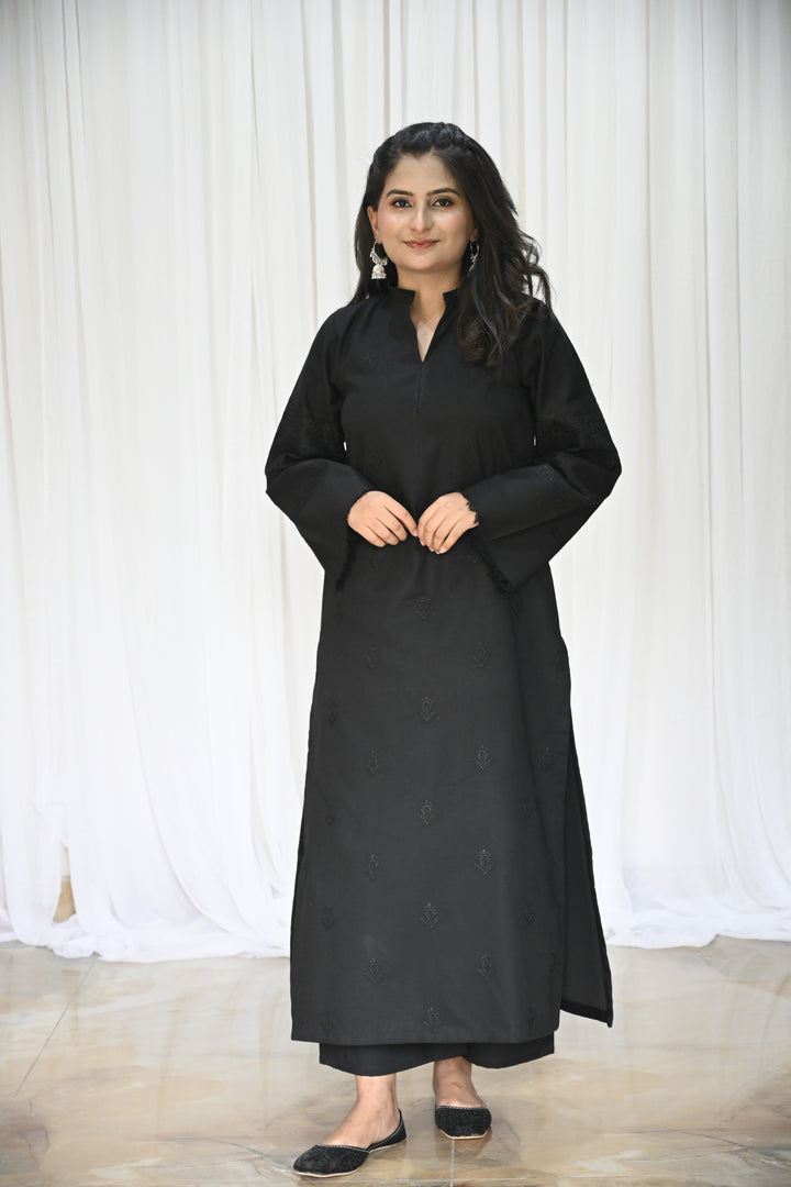 Noir Desire 3-piece stitched