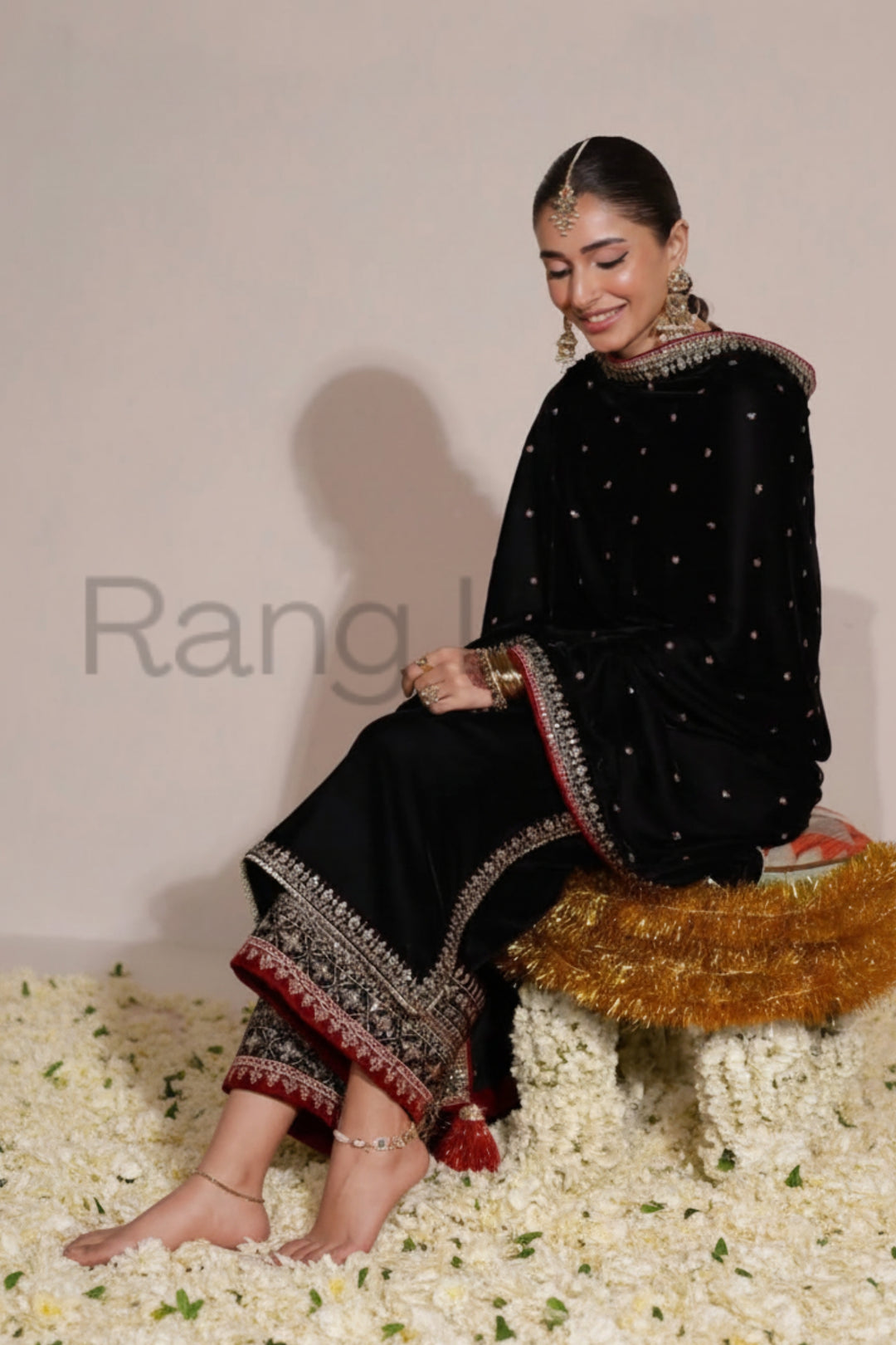 Dark Desire 3 -Piece Stitched Suit