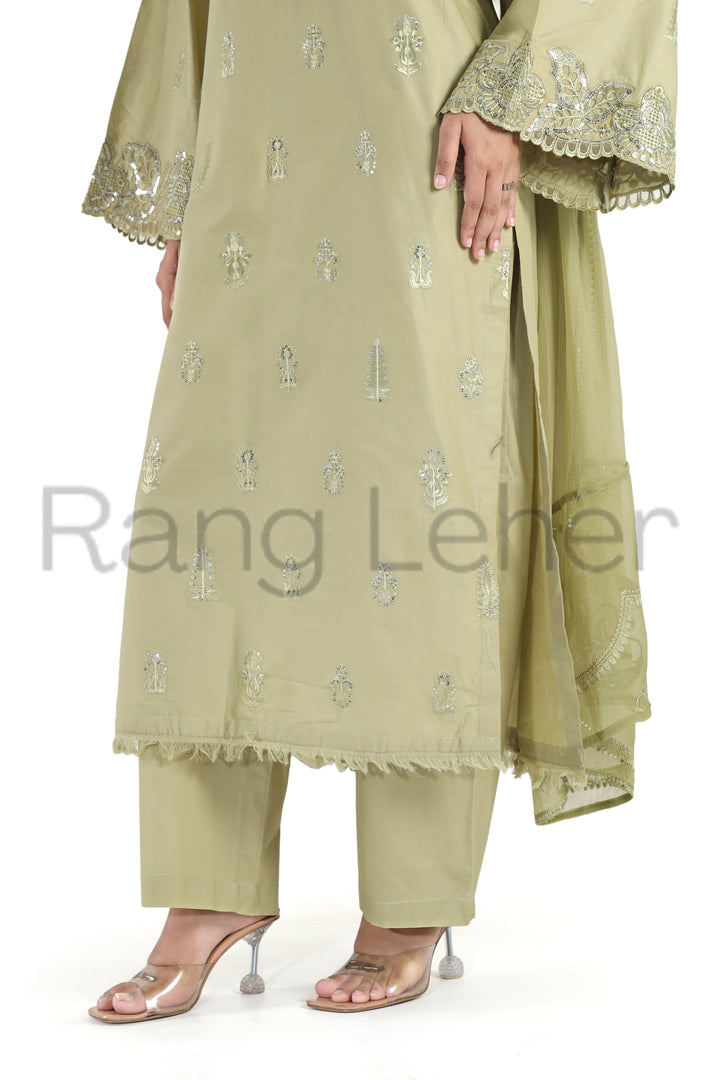 Lime Green - A Blend of Tradition and Style