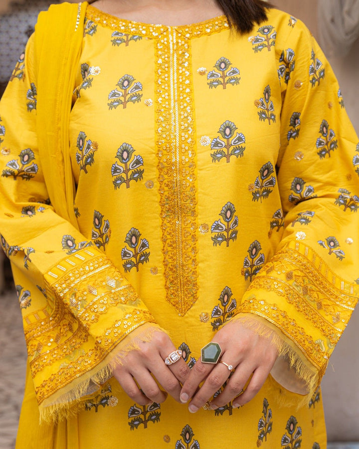 Golden Flora 3-Piece Stitched