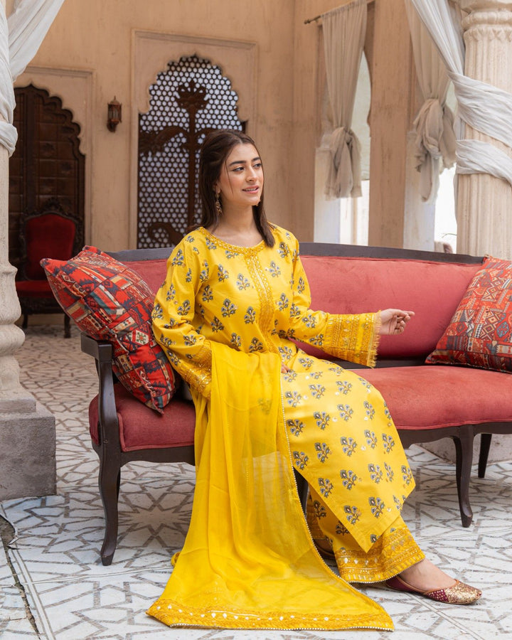 Golden Flora 3-Piece Stitched
