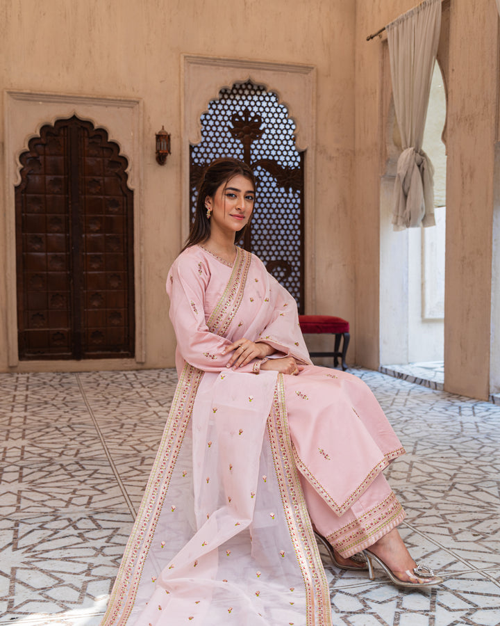 Royal Pink Majesty 3-Piece Stitched