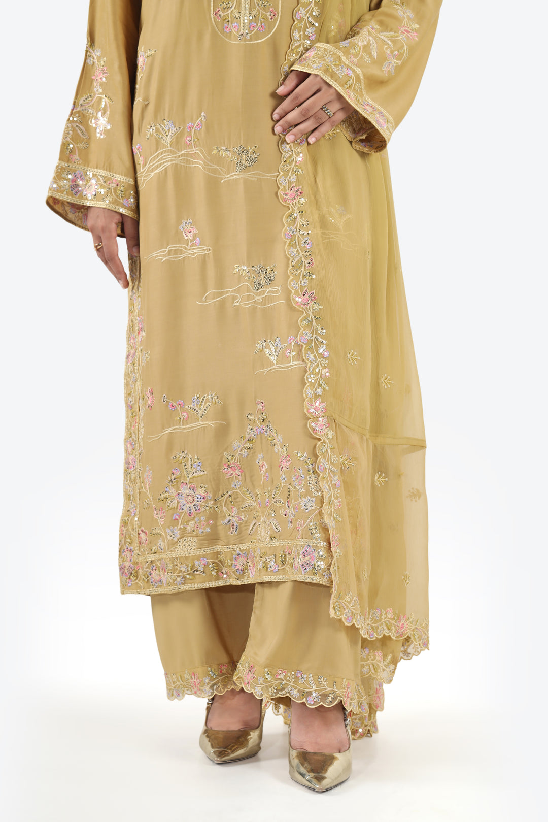 Zar-e-Sahra 3-Piece  Stitched Suit Rang Leher