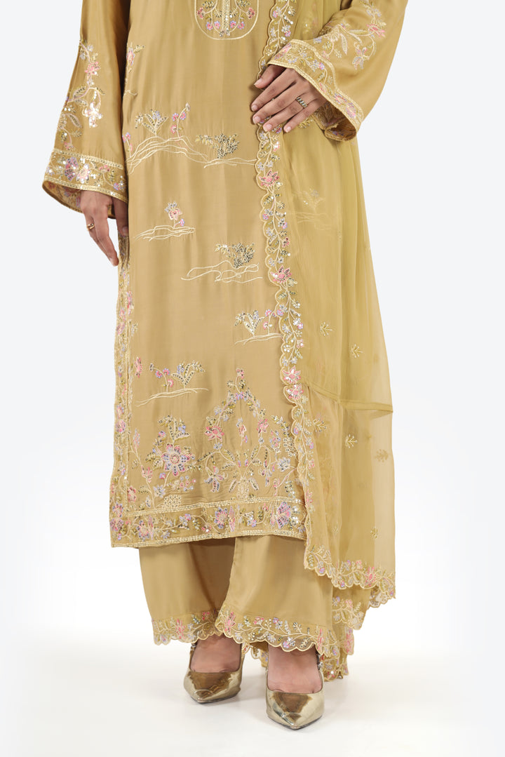 Zar-e-Sahra 3-Piece  Stitched Suit Rang Leher